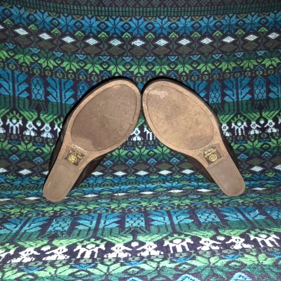 Cityclassified Black Faux-Suede Lace-Up Ankle Wedge Booties Women's Size 6.5 - Picture 6 of 7